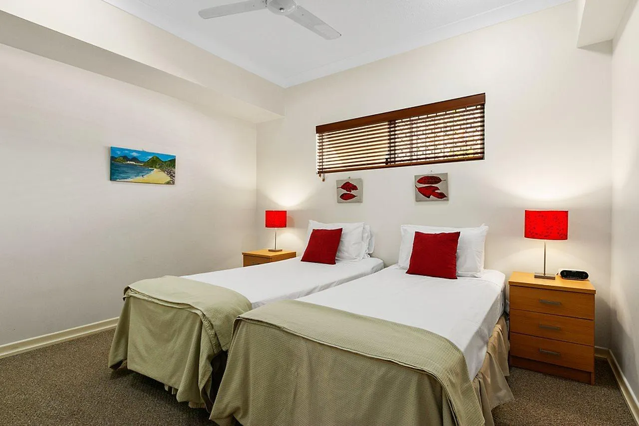 *****  Bellevue At Trinity Beach Aparthotel Australia